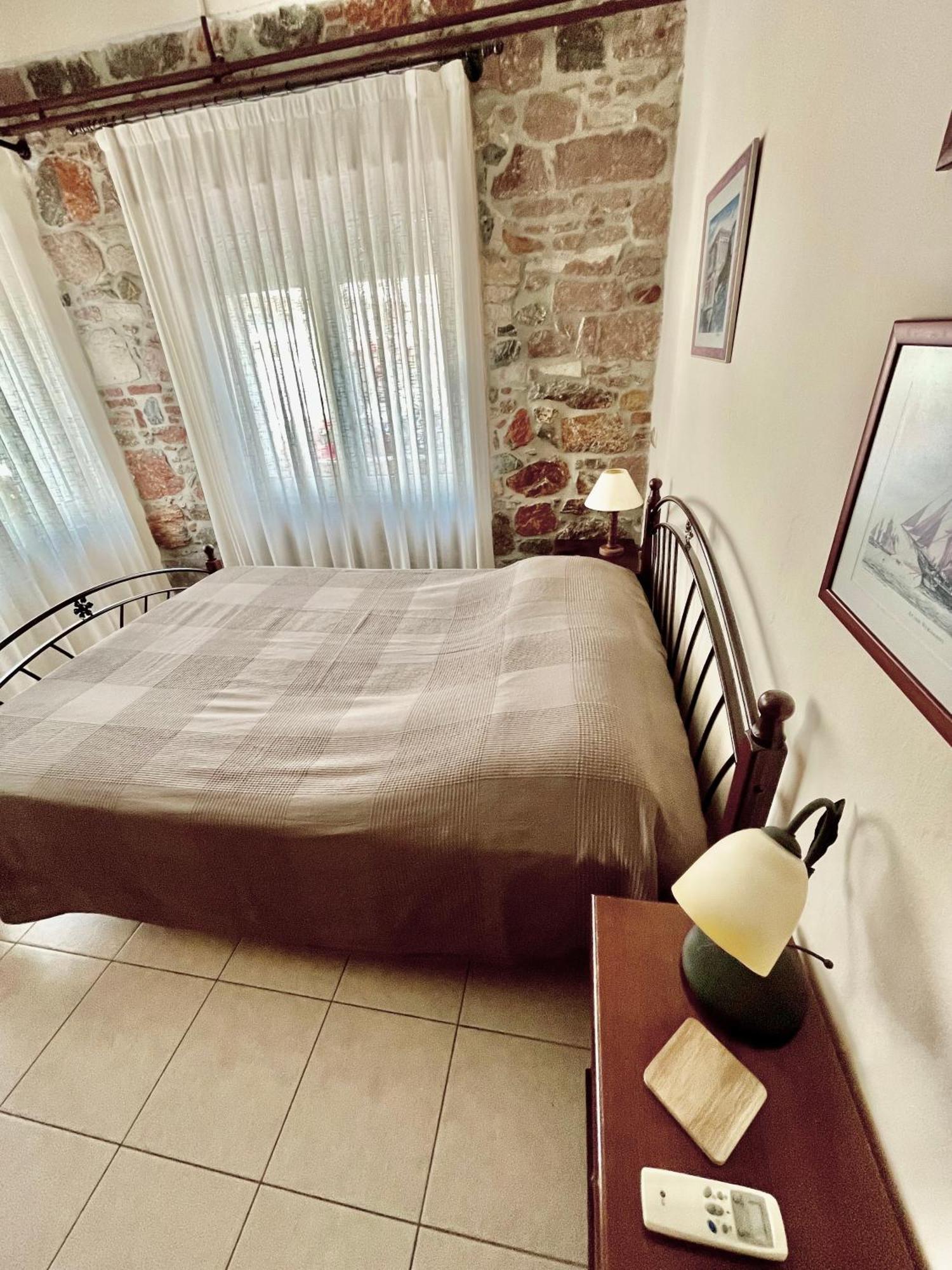 Magnolia Residence Mytilene ภายนอก รูปภาพ